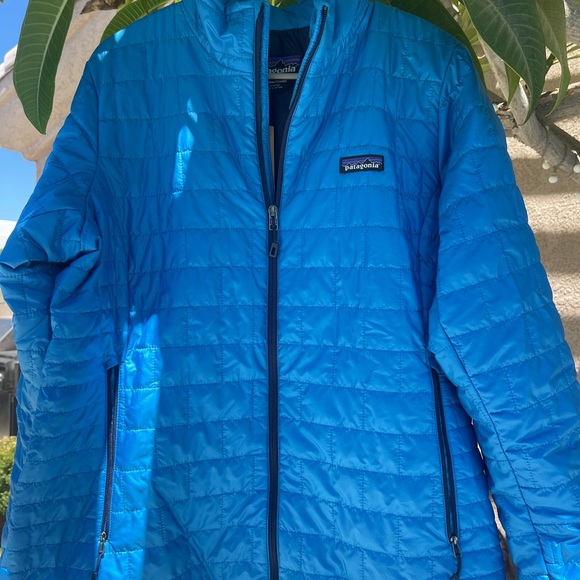 Patagonia Jackets & Blazers - Brand new with tags Patagonia Vibrant Blue Puffer Jacket